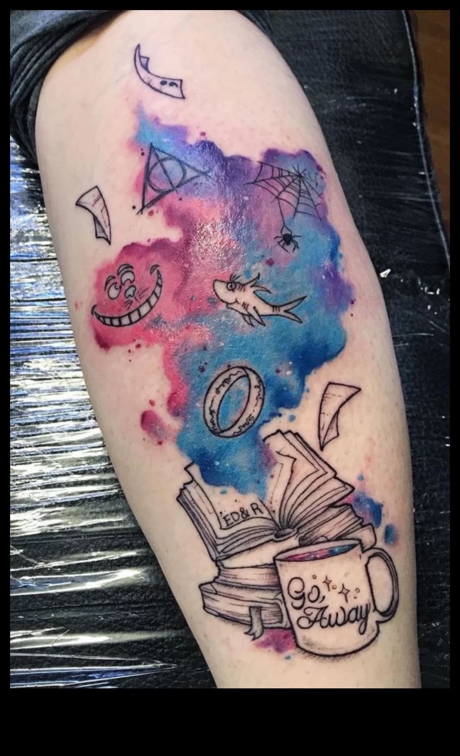 Ink Wash Wonderland: קעקועים בצבעי מים לכל סגנון