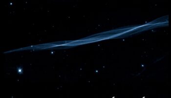 מחקרים קוסמיים: מסע דרך פלאי מערכת השמש שלנו