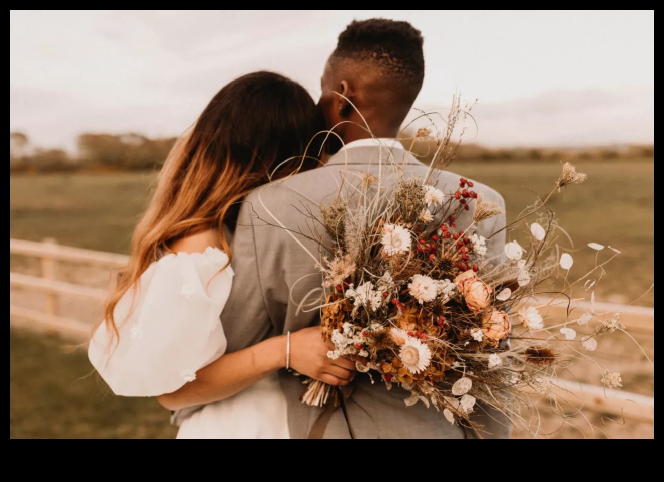 רומנטיקה גחמנית: חבק את רוח הכלה שלך בבוהו